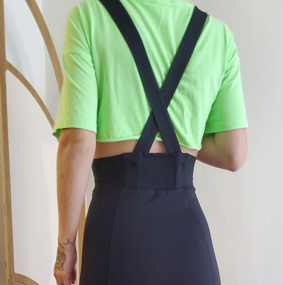 pencil skirt with strap - Picture 2 of 2